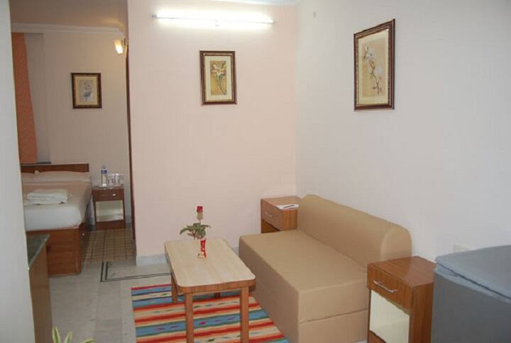 Hotel Kesar D'Villa
